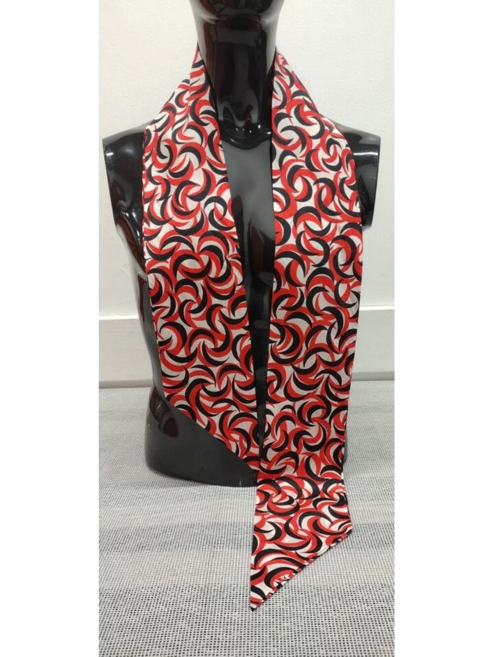 Vintage 1960s Gay Flamboyant Scarf Ray Strauss PSYCHEDELIC Red Black Long Pointy